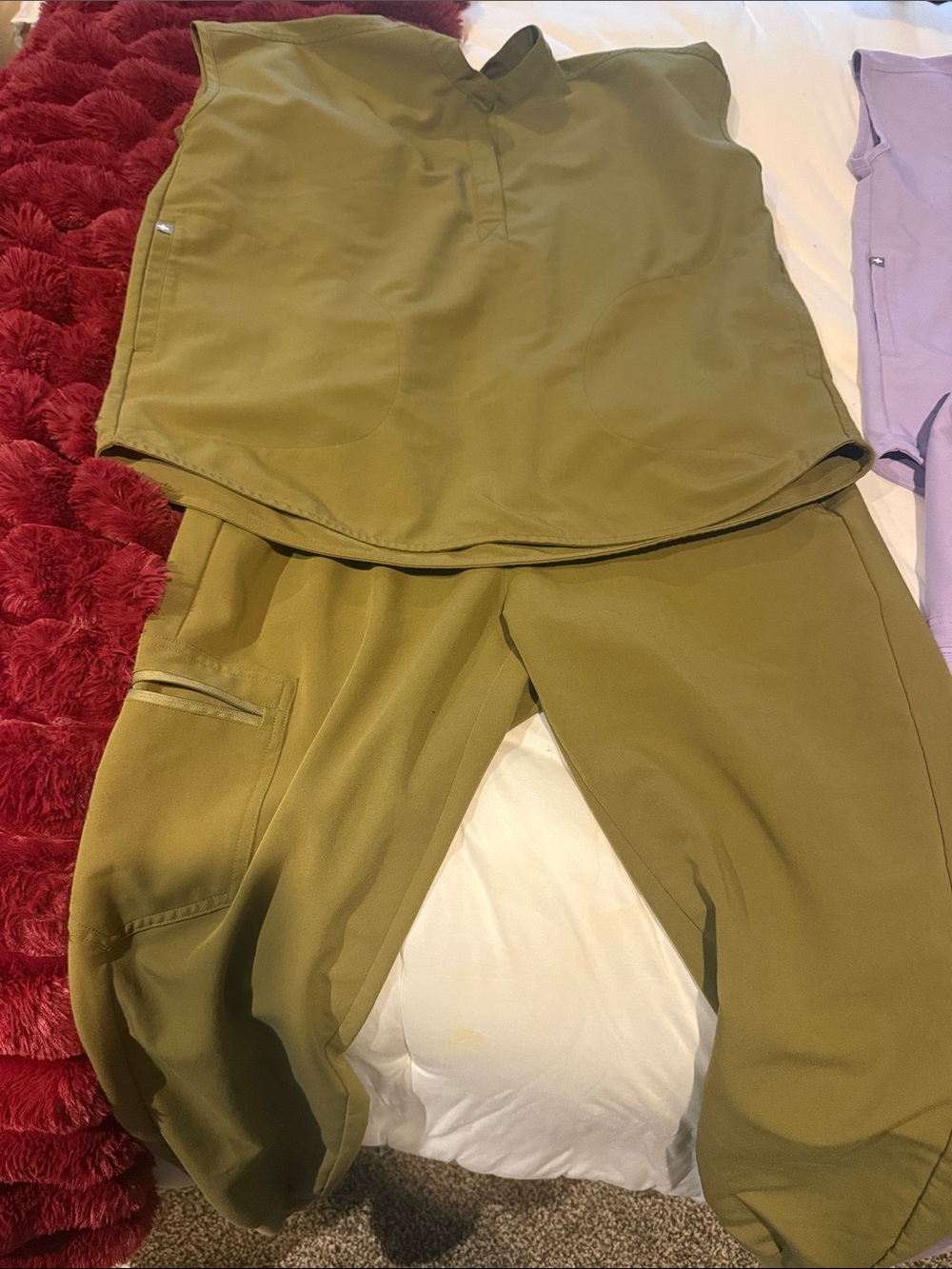 Figs Men's Cargo Pants in Olive Green